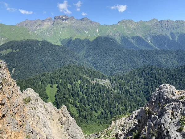 Abhazya Dağın Yamacıpshegishkhva Yaz — Stok fotoğraf