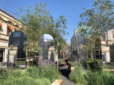 Moskova, Rusya, 29 Ağustos 2019. Ağustos 2019'da Kuznetsky köprüsünde 