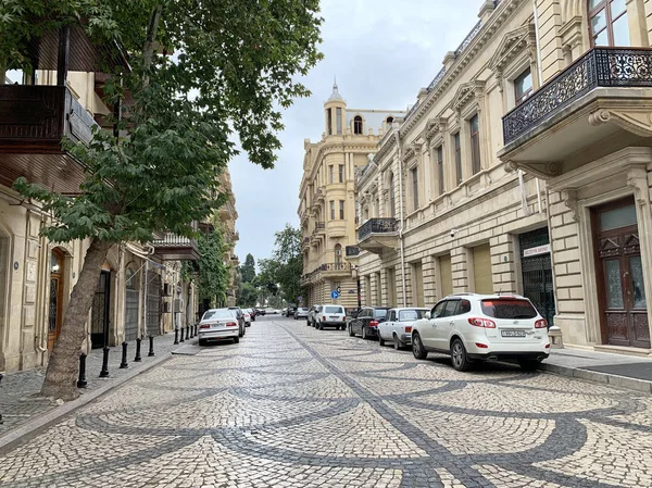 Bakú Azerbaiyán Septiembre 2019 Coches Están Estacionados Calle Yusif Mammadaliev — Foto de Stock