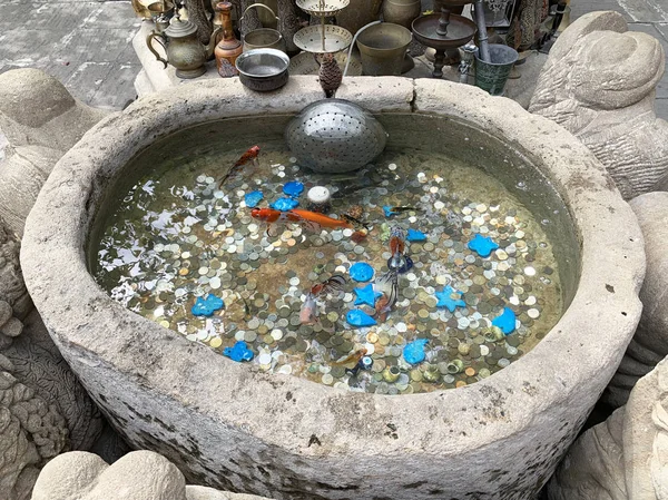 Baku Azerbaijão Setembro 2019 Fonte Pedra Pequena Território Caravanserai Distrito — Fotografia de Stock