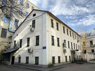 Moskova, Rusya, 16 Ekim 2019. Pokrovsky Bulvarı, ev 4 / 17 bina 5. 