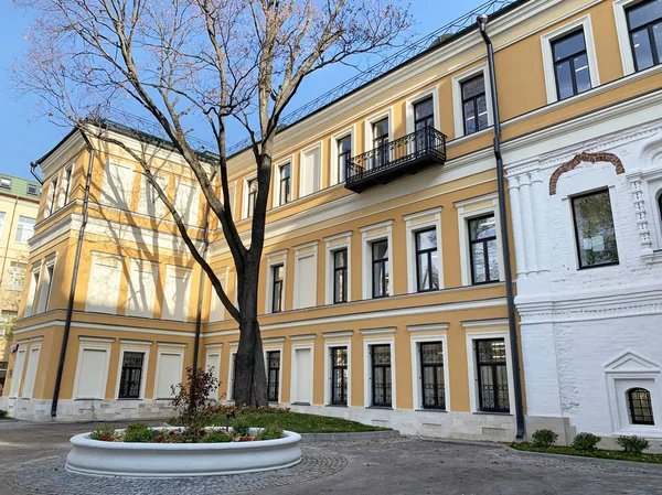 2019年10月16日 俄罗斯莫斯科 文化遗产的对象 莫斯科边界办公室 位于17世纪会议厅的中心 1846年 建筑师E Tyurin 1888年 建筑师A — 图库照片
