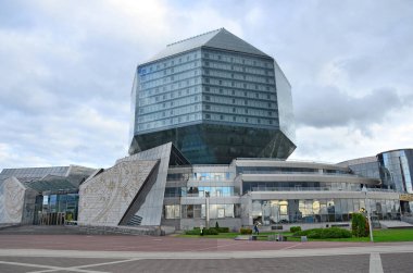 Minsk, Belarus, 28 Eylül 2015. Minsk 'teki Belarus Ulusal Kütüphanesi.