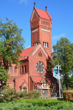 St. Simeon Kilisesi ve St. Helena Minsk, Belarus 'taki Bağımsızlık Meydanı