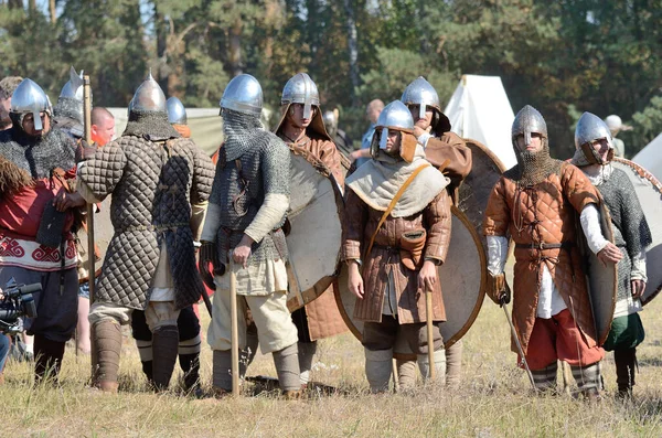 Drakino Russia August 2015 Men Suits Warriors Ancient Russia — Stock Photo, Image