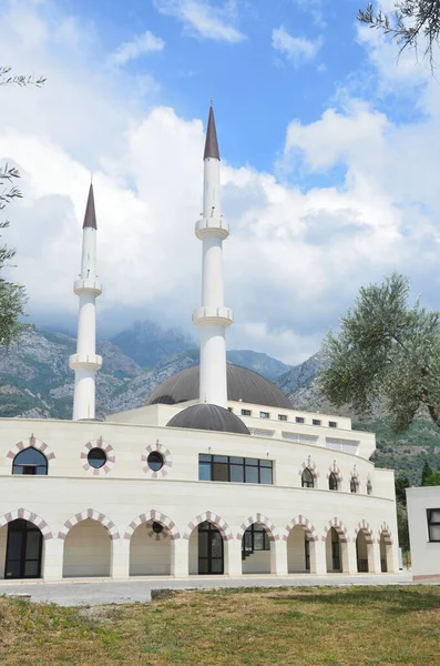 Σύγχρονο Τζαμί Selimiye Στο Old Bar Μαυροβούνιο — Φωτογραφία Αρχείου