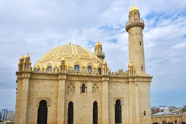 Azerbaycan, Bakü 'de sonbaharda Tezepir Camisi