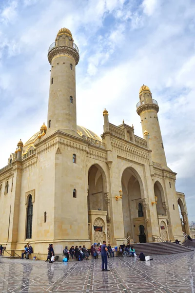 Baku Azerbajdzsán Szeptember 2019 Emberek Séta Közelében Tezepir Mecset Őszén — Stock Fotó