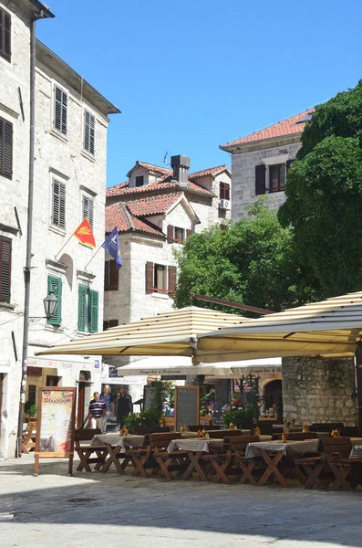 Ciudad Kotor Montenegro Junio 2015 Restaurante Dekaderon Casco Antiguo Kotor —  Fotos de Stock