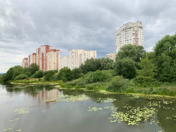 Región Moscú Ciudad Balashikha Río Pekhorka Verano Vista Calle Zarechnaya —  Fotos de Stock