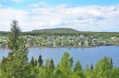 - Rusya. Kola Yarımadası, Tersky Sahili, eski Pomeranya köyü Umba