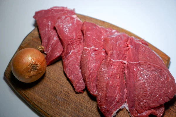 Meat Raw Cutting Board Knife Onion — Stock Photo, Image