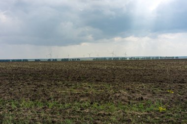 yel değirmenleri elektrik üretmek için