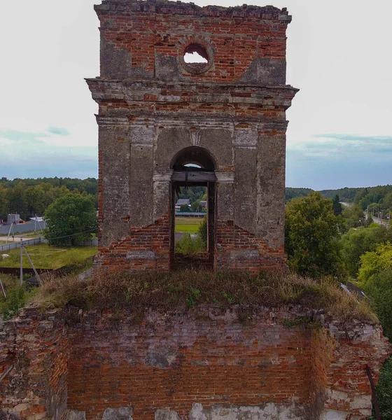 Alte Kirchenruine Auf Einem Friedhof Blick Von Oben — Stockfoto