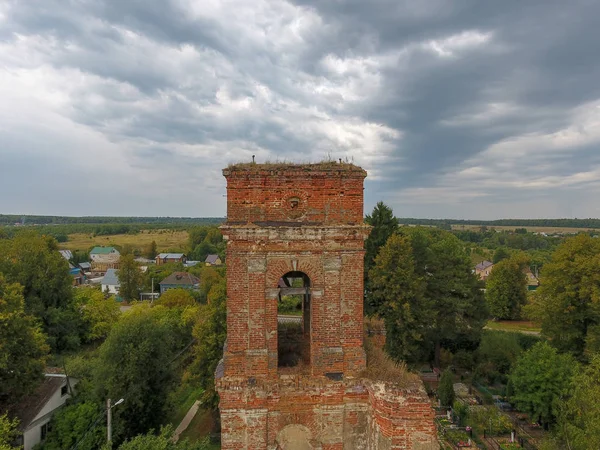 Alte Kirchenruine Auf Einem Friedhof Blick Von Oben — Stockfoto