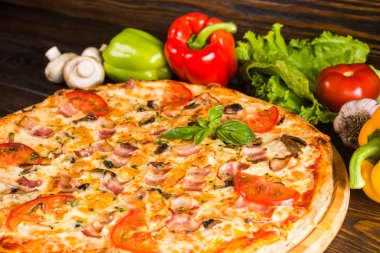 İtalyan pizza. Yaratıcı yazarın pizza