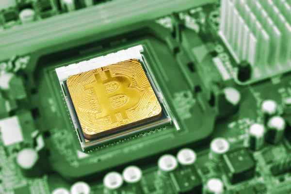 Ana kartın işlemci soketinde altın bitcoin, işletme finansmanı