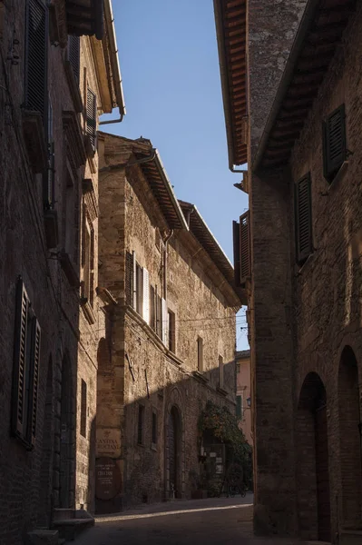 Montepulciano Tuscany Italy October 2016 Captivating Narrow Street Old Montepulciano — Stock Photo, Image