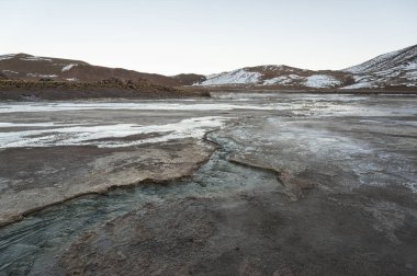 El Tatio Gayzerler, San Pedro de Atacama Plato yakın güney yarımküresinde en büyük Gayzerler, Calama, Antofagasta-Şili