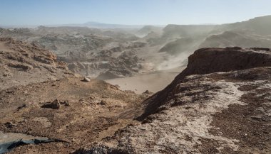 Cordillera de la Sal görünümü, Rocks gelen beyaz tuz, Atacama Çölü 'nde tuzlu dağlar, Andes-Şili