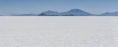 Salar de Uyuni, Dünya Unesco Dünya Mirası Listesi'ndeki en büyük tuz düzüdür - Altiplano, Bolivya, Güney Amerika