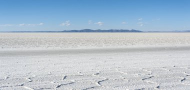 Salar de Uyuni, Dünya Unesco Dünya Mirası Listesi'ndeki en büyük tuz düzüdür - Altiplano, Bolivya, Güney Amerika