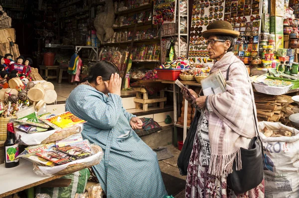 Паз Боливия Августа 2017 Года Неопознанная Уличная Женщина Вендор Продающая — стоковое фото