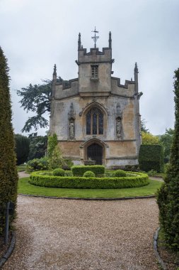 St. Mary Şapeli, Sudeley Kalesi, Winchcombe, Gloucestershire, İngiltere - 26 Mayıs 2018: Şapel, Kral Viii.  