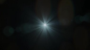 Optik lens parlama etkisi. Doğal aydınlatma lambası ışınları dinamik renkli parlak video görüntüleri etkisi. Her türlü proje için mükemmel. 4k video