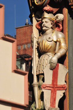 Holly Georg mit Drachen Freiburg im Breisgau 'da