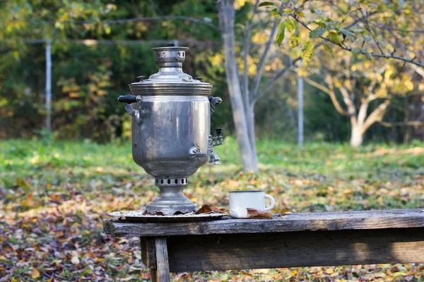 Вкусный Чай Самовара Осень Русской Деревне — стоковое фото