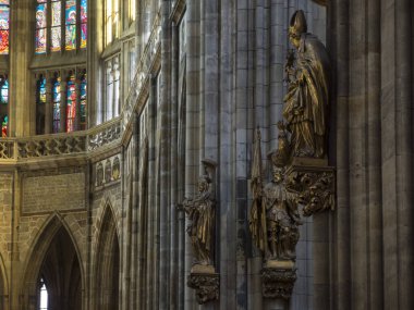 Aziz Vitus 'un heykelleri ve heykelleri