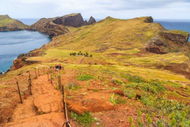 Portekiz, Madeira, kaba kıyı şeridi Panoraması doğa rezerv Ponta de Sao Lourenco, yarımadanın doğu kıyısında