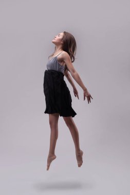 dansing elbise poz içinde genç güzel dansçı