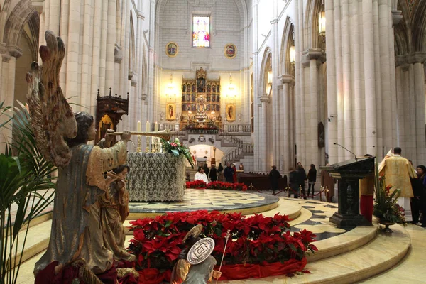 Spanien Madrid Catedral Santa Maria Real Almudena — Stockfoto