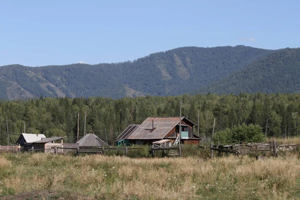 Rusya, Altay Cumhuriyeti: dağ köyü