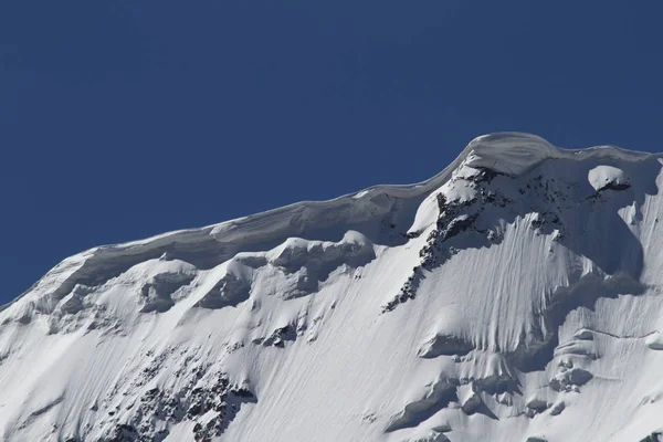 Kırgızistan: Tepe Karakol