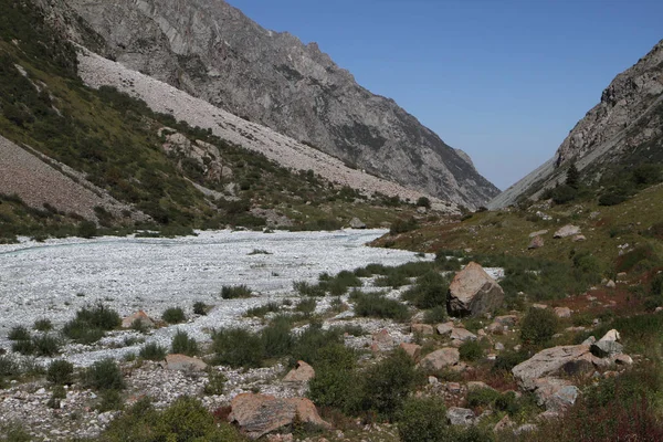 吉尔吉斯斯坦共和国 Archa 国家公园 — 图库照片