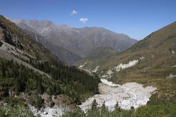 Kirgizistan Ala Archa National Park — Stockfoto