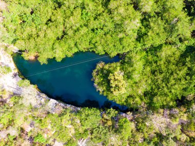 Bir orman cenote havadan görünümü, Quintana Roo, Meksika