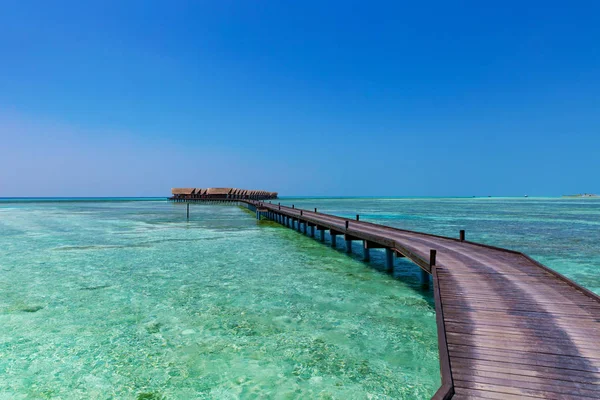 Paseo Hacia Villas Flotantes Las Maldivas —  Fotos de Stock
