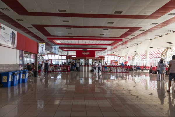 Αβάνα, Κούβα-9 Σεπτεμβρίου 2018: Διεθνές Αεροδρόμιο Χοσέ Μαρτί — Φωτογραφία Αρχείου
