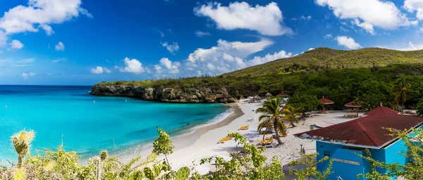 Panenská pláž Grote KNIP na tropickém ostrově Curacao — Stock fotografie