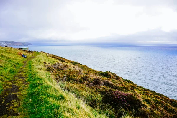 Beautiful Landscape Green Hill Blue Sea Isle Man — Stock Photo, Image