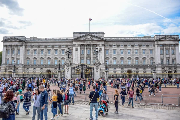 Visite Touristique Buckingham Palace Également Connu Sous Nom Buckingham House — Photo