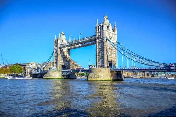 Tower Bridge Célèbre Symbole Emblématique Londres Traverse Tamise Près Tour — Photo