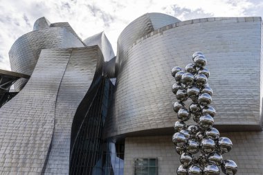 Bilbao Guggenheim müzesinin cephesi, İspanya - Avrupa