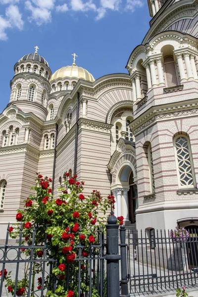 La Navidad de Cristo Catedral Ortodoxa en Riga, Letonia —  Fotos de Stock