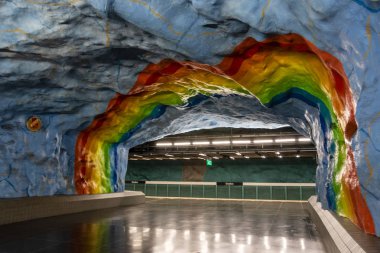 Stockholm, İsveç 'teki Stadion metro istasyonu (1973) içi