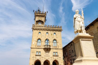 Avrupa, San Marino 'daki Halk Sarayı cephesi